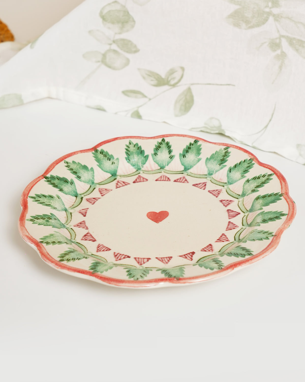 Heartleaf Garden Handcrafted Ceramic Plate (Set of 2) - RVPLT27