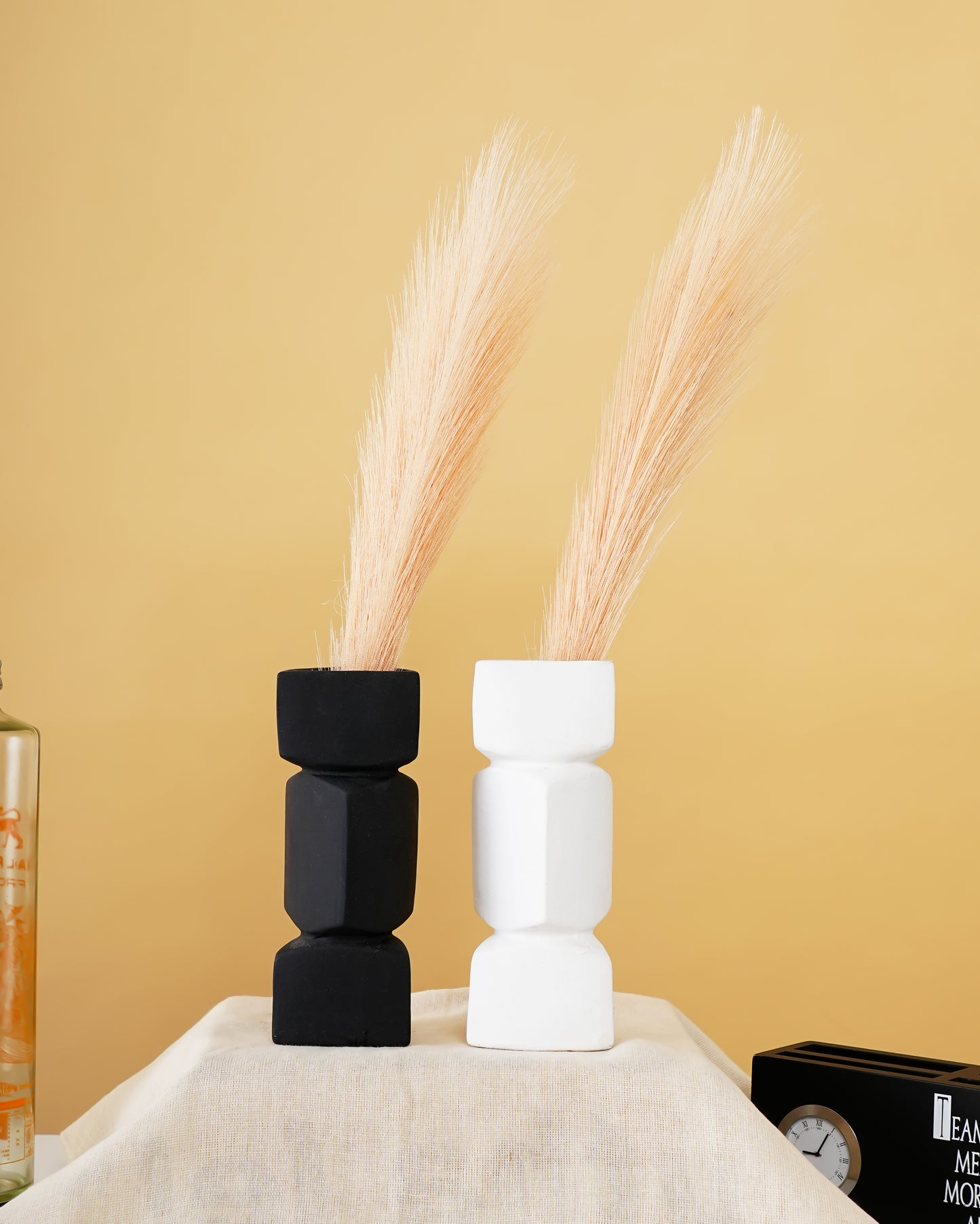 Modern Minimalist Ceramic Vase – Black & White Decorative Vase (Set of 2 ) - RVVAS49