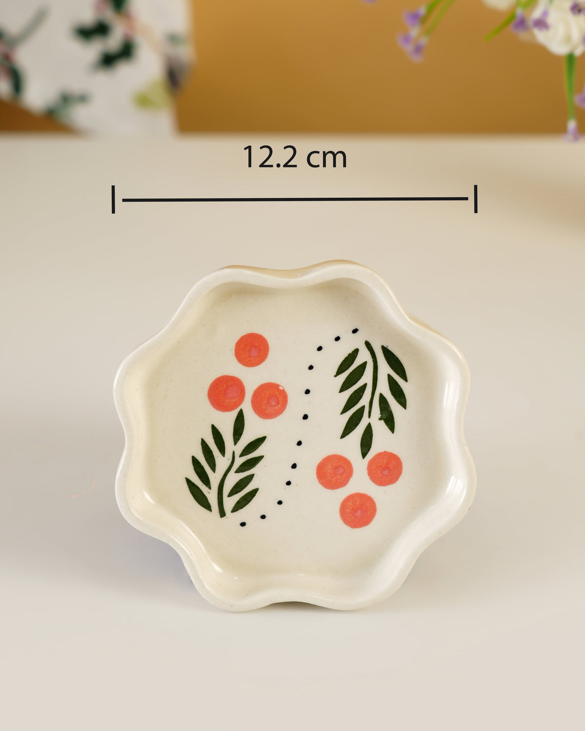 Hand-Painted Scalloped Ceramic Plate - RVPLT08