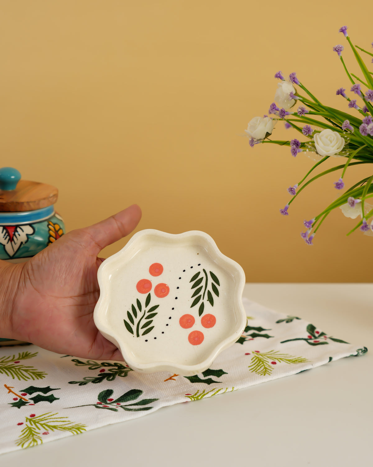 Hand-Painted Scalloped Ceramic Plate - RVPLT08