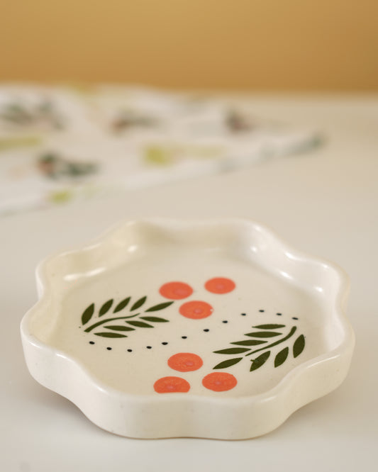 Hand-Painted Scalloped Ceramic Plate - RVPLT08