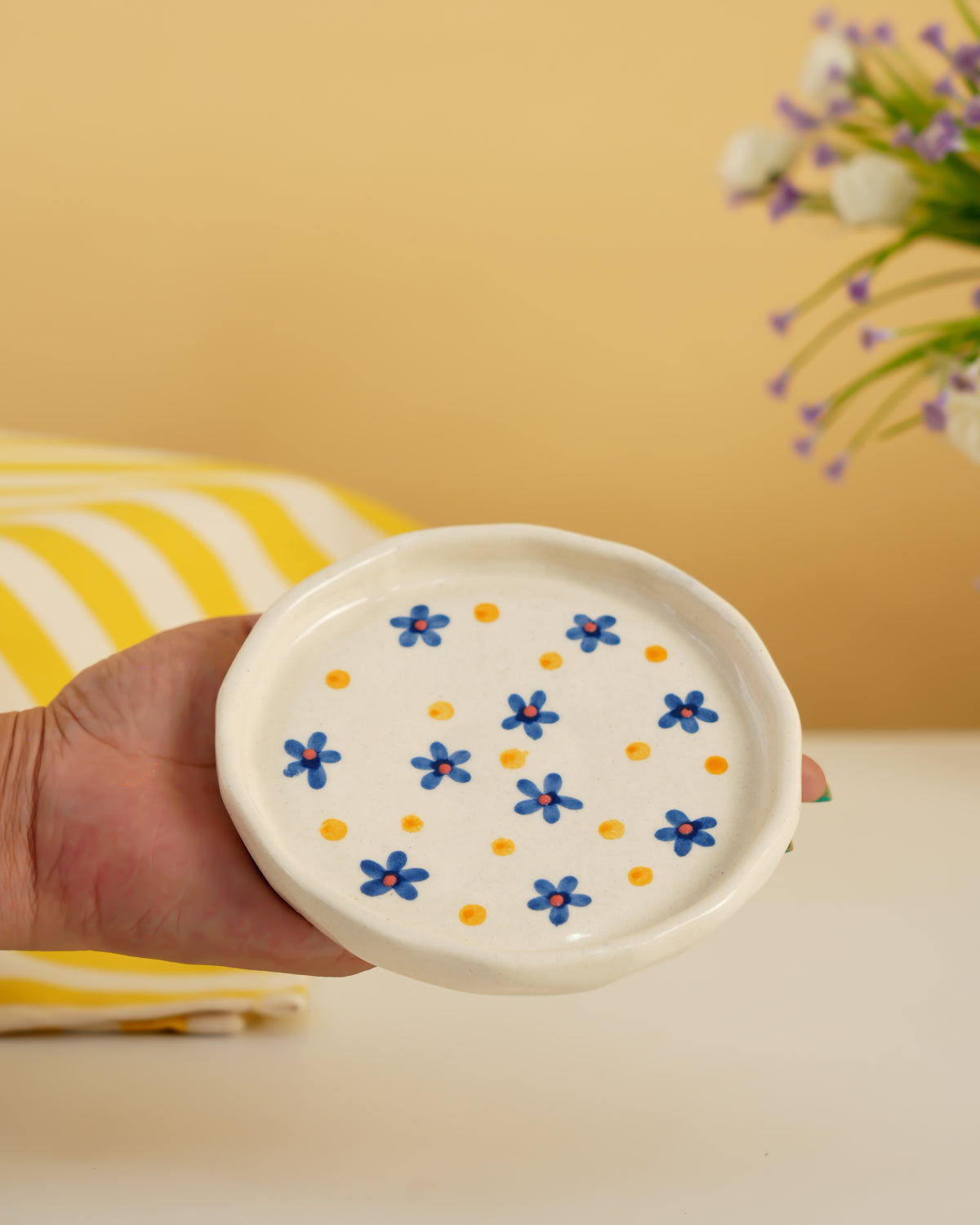 Hand-Painted Floral Ceramic Plate - RVPLT41