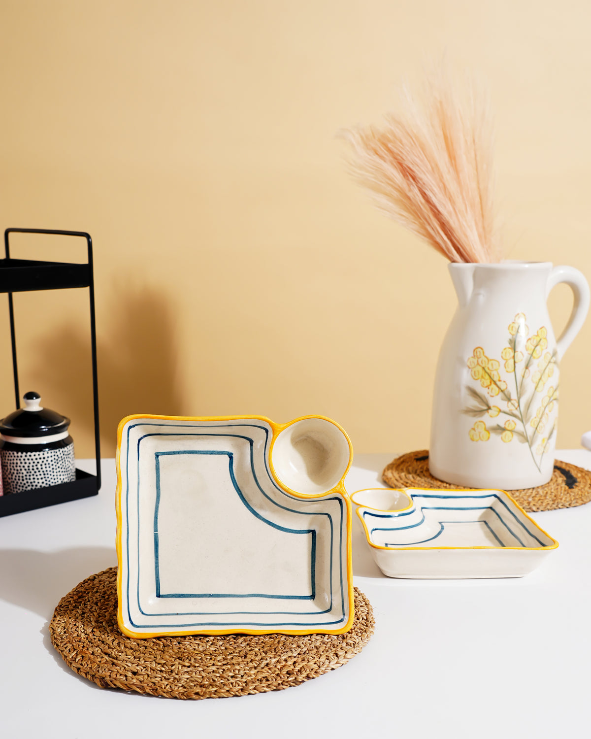 Sunny Edge Handcrafted Ceramic Snack Tray (Set of 2) - RVPLT33