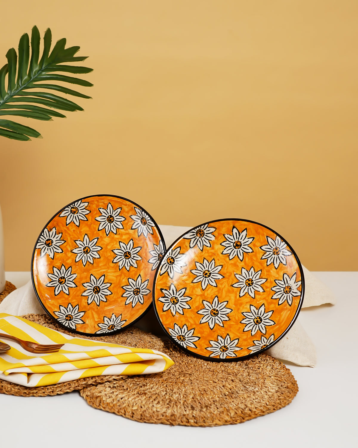 Sunflower Bloom Handcrafted Ceramic Plate (Set of 2) - RVPLT28