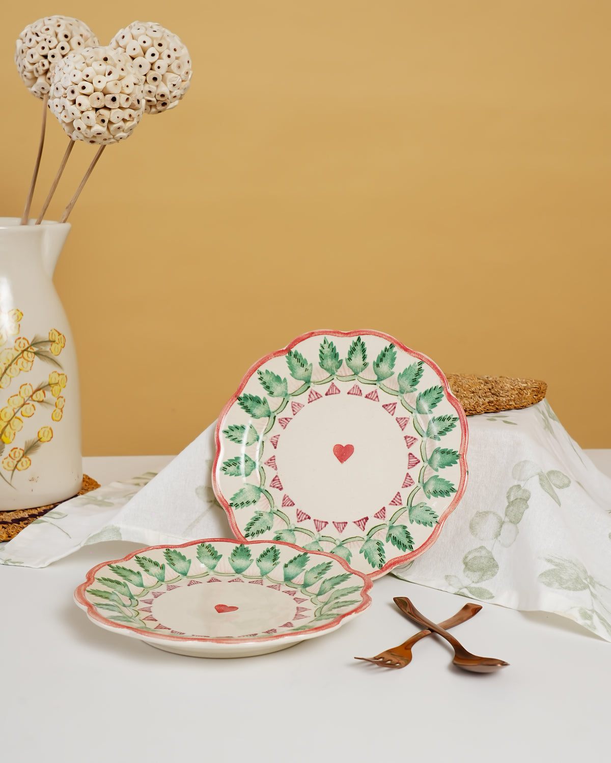 Heartleaf Garden Handcrafted Ceramic Plate (Set of 2) - RVPLT27