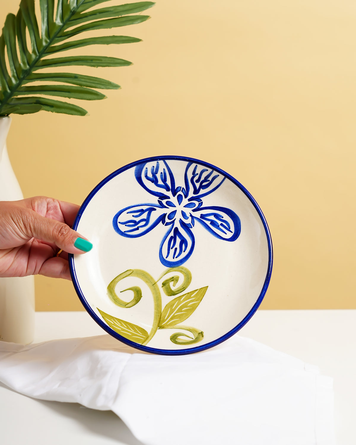 Hand-Painted Ceramic Floral Plate - RVPLT40